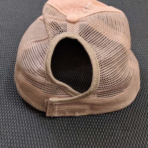 Hat - Picture 2 of 4